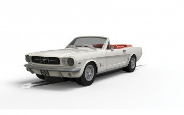 Scalextric C4404 James Bond Ford Mustang – Goldfinger